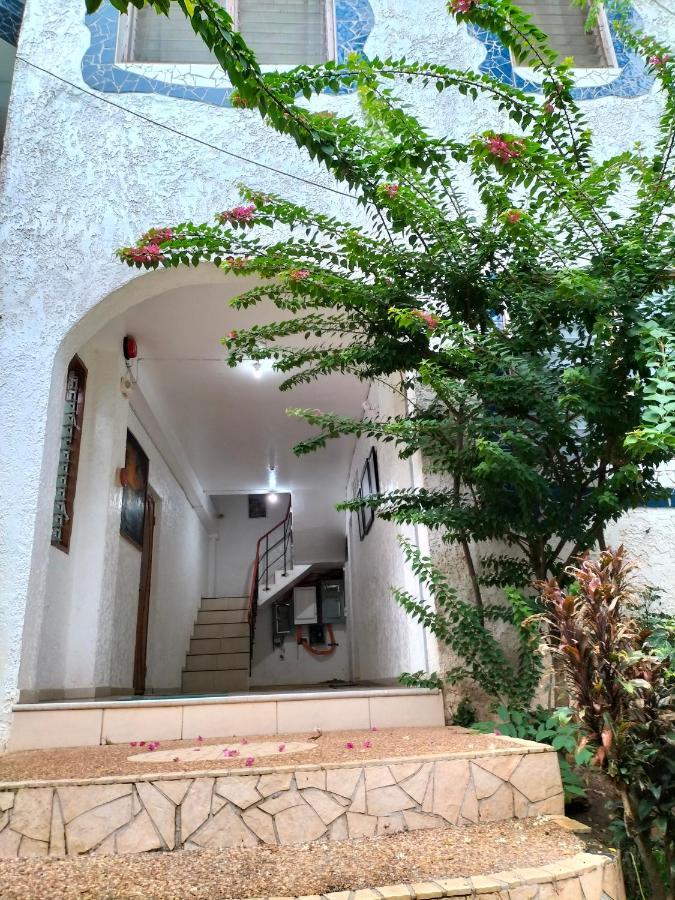 فندق برينسس أوف كورون المظهر الخارجي الصورة